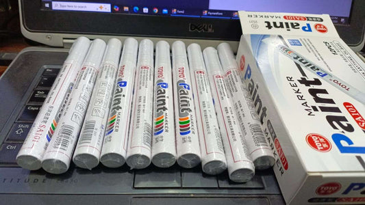 Car Scratch Repair Pen (Easily Remove Scratches, Touch from Car Tire and all surfaces)